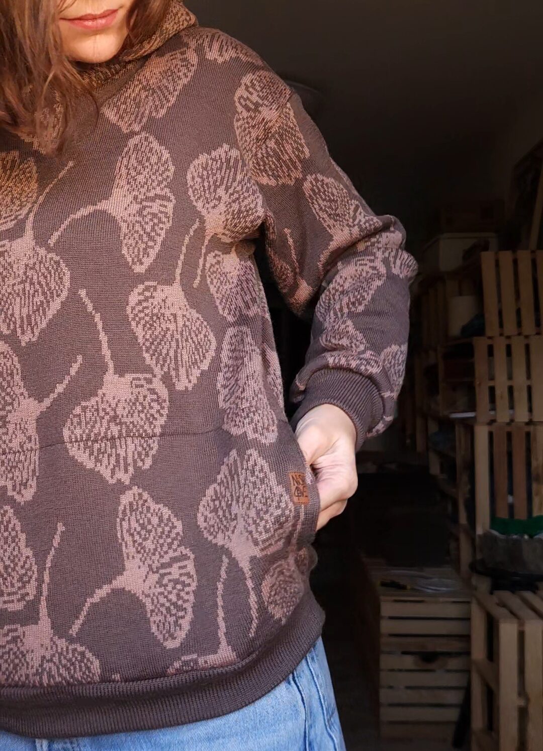 2025-11-07 13.24.23 Custom merino wool hoodie "Robin" - JAQUARD PATTERN - Image 5